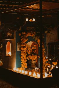 Noche de Muertos en Tzintzuntzan México. México Día de Muertos 8 Días