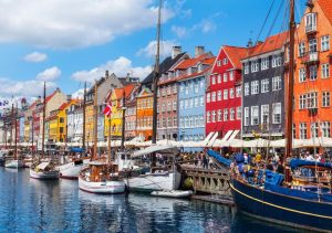 Copenhague Dinamarca Nyhavn Capitales escandinavas
