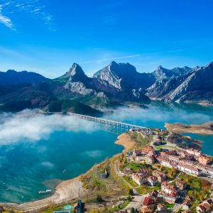 Viaje a Fiordos Leon España acompañado desde Uruguay en español Mac Travel Viajes