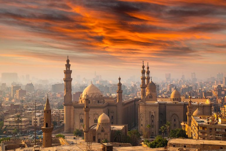 Vista panorámica de El Cairo al atardecer en Egipto